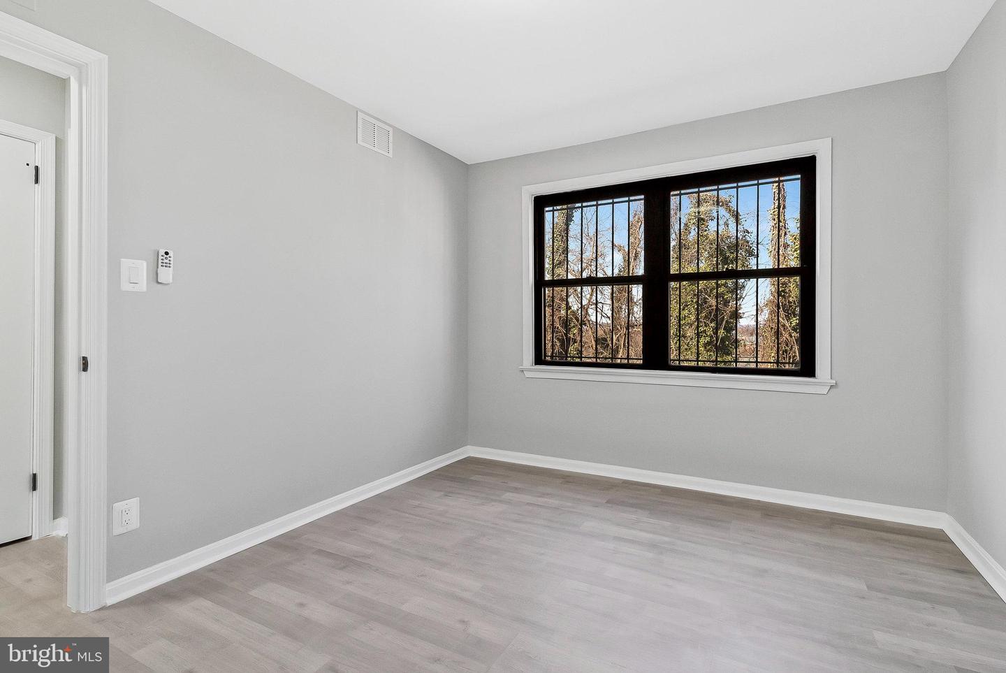 4970-4972 Just St Ne Property Photo 9