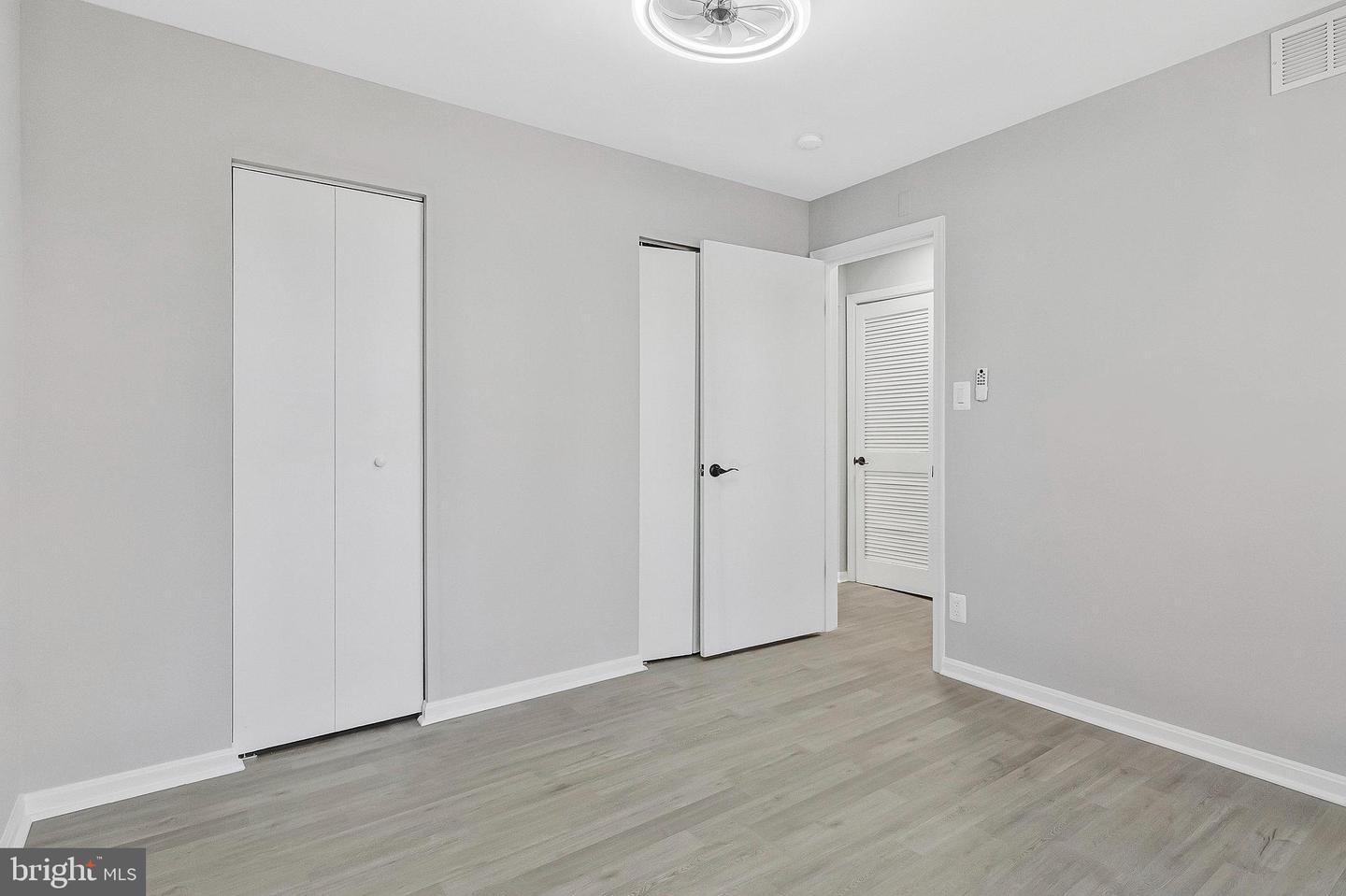 4970-4972 Just St Ne Property Photo 10