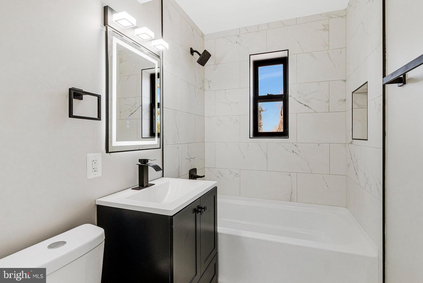 4970-4972 Just St Ne Property Photo 27