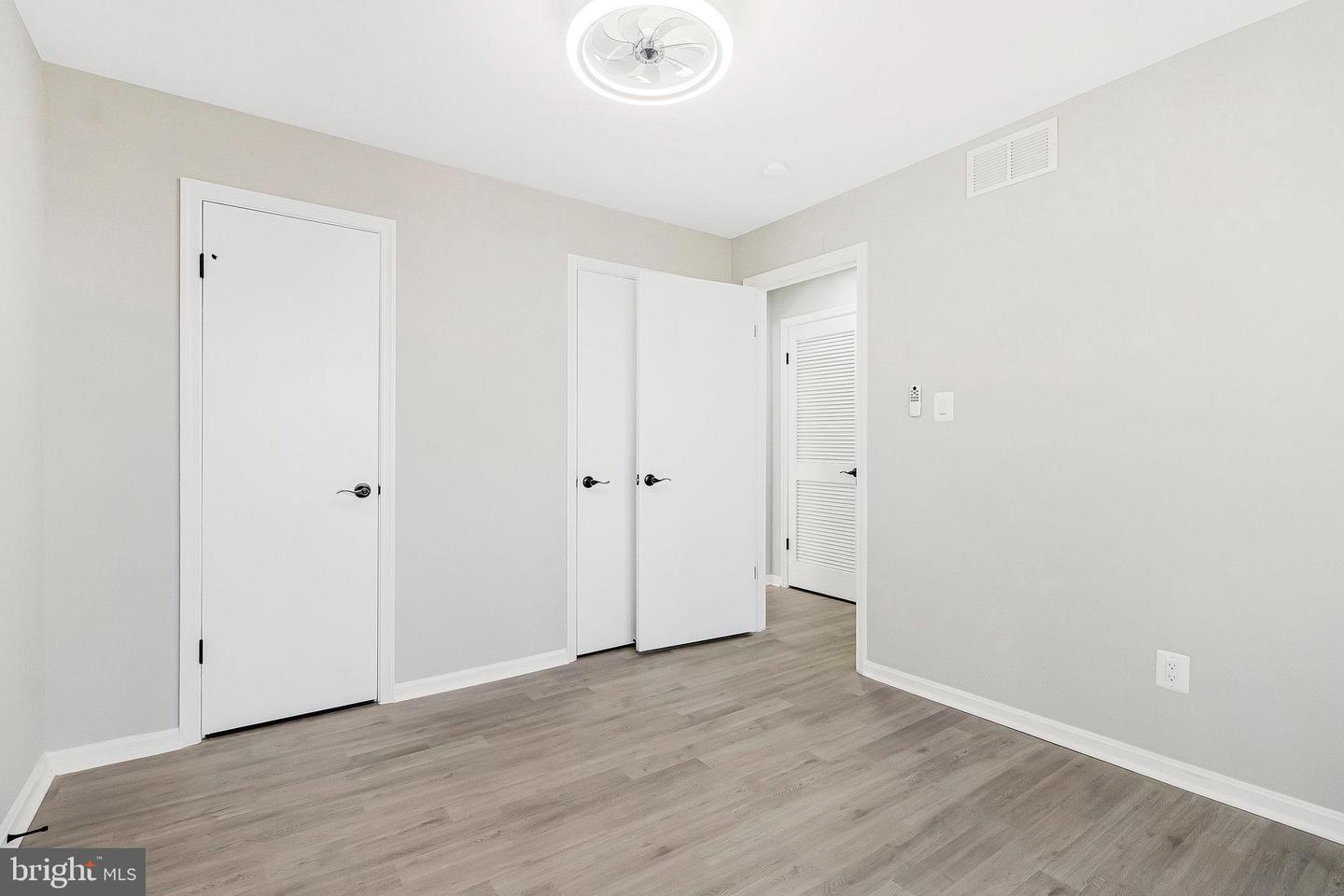 4970-4972 Just St Ne Property Photo 32