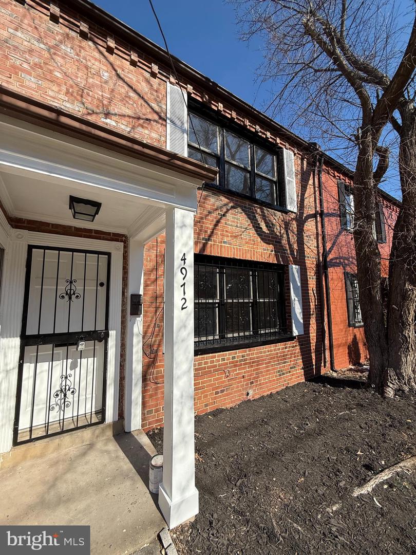 4970-4972 Just St Ne Property Photo 34