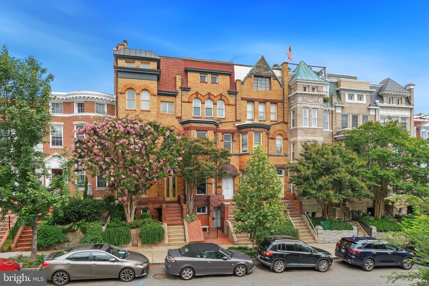 1845 Vernon St Nw Property Photo 1