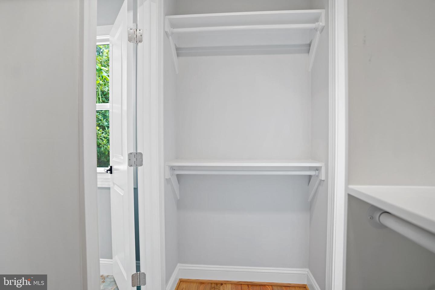 1303 Girard St Ne Property Photo 20