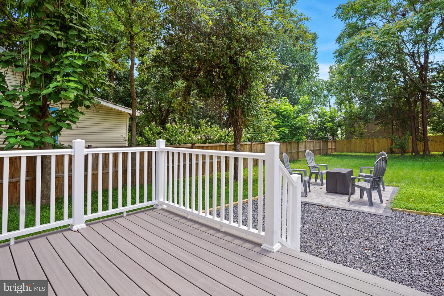 1303 Girard St Ne Property Photo 27