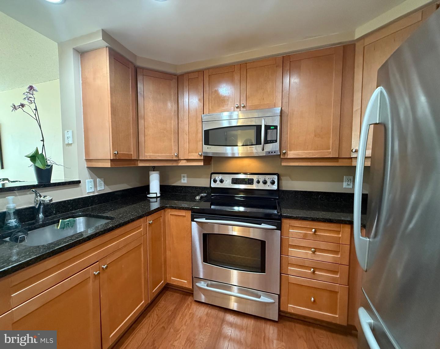 1111 11th St Nw #304 Property Photo 14