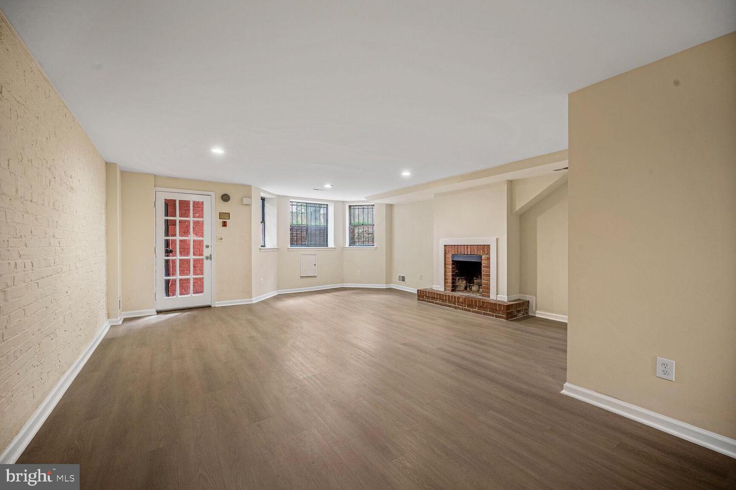 1850 Wyoming Ave Nw Property Photo 11