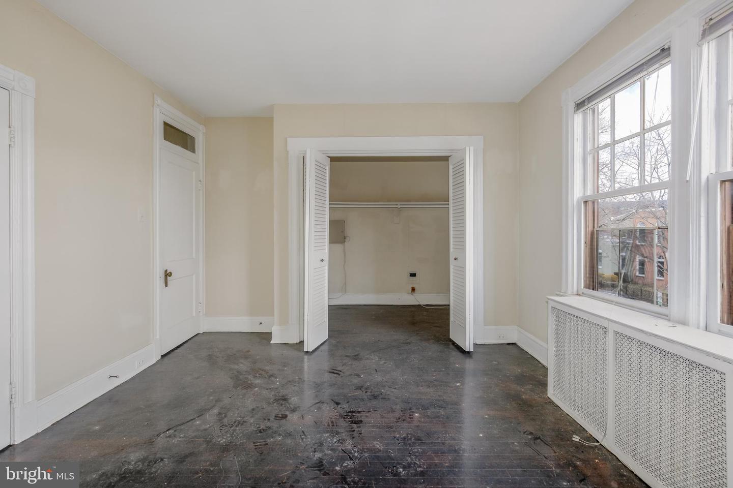 513 10th St Se Property Photo 15