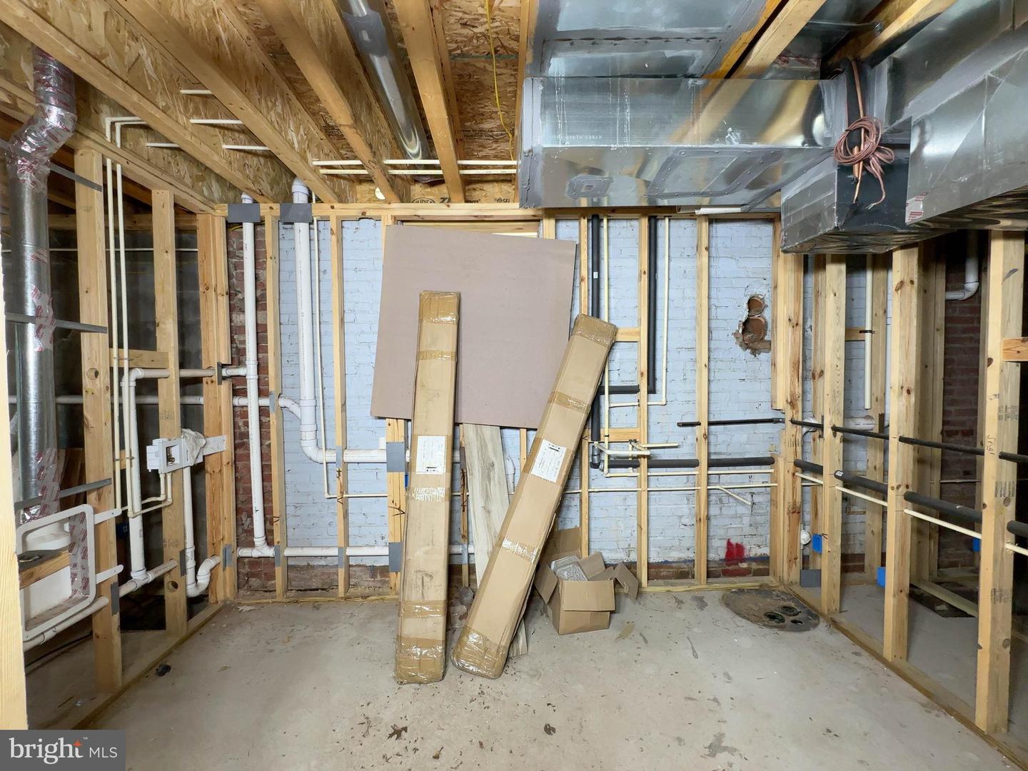 1261 Kearny St Ne Property Photo 8