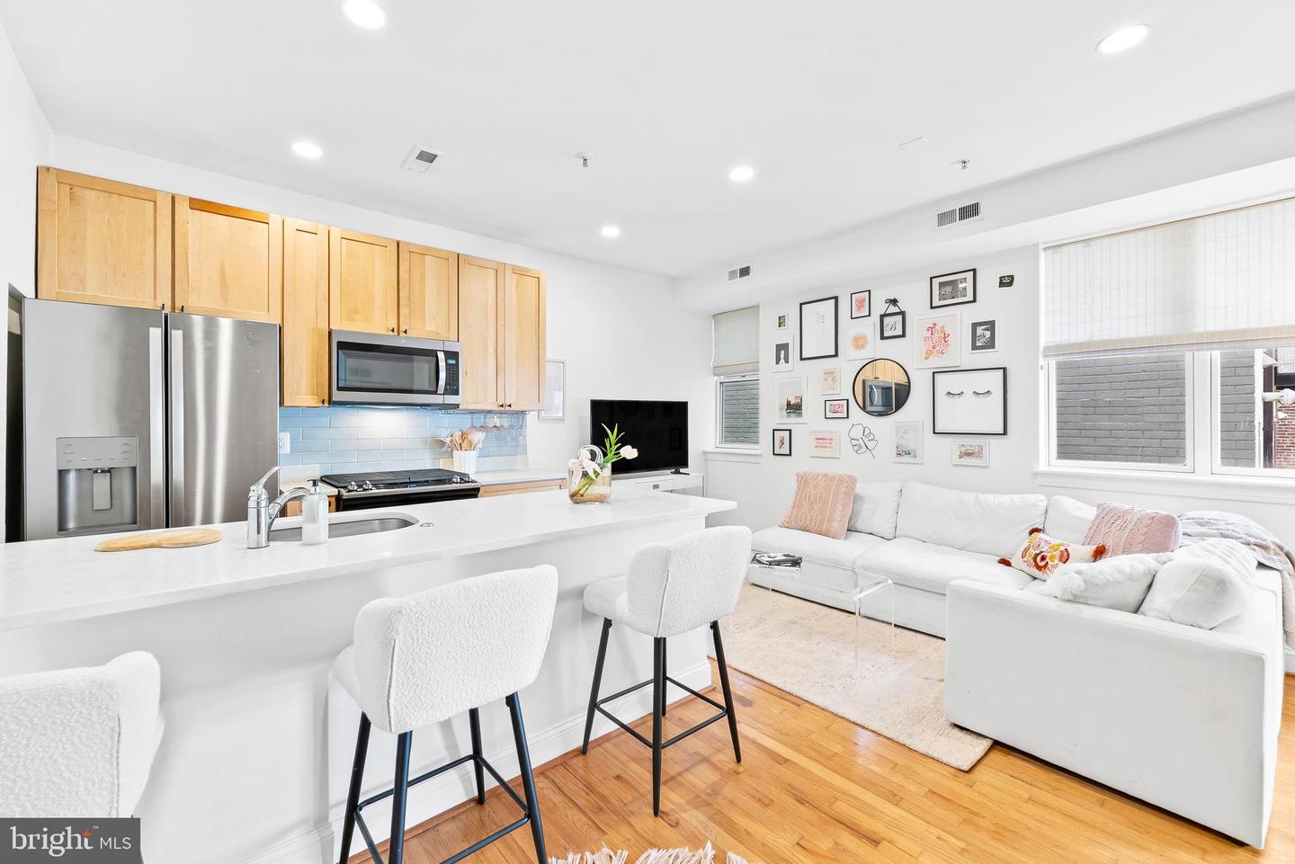 1417 CHAPIN ST NW #404 Property Photo 1