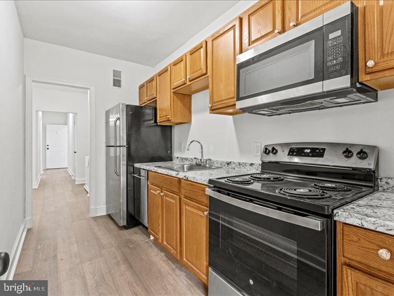 1258 Simms Pl Ne Property Photo 2