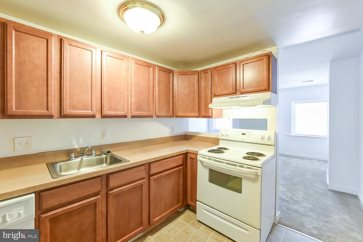 2441 18th St Nw #5 Property Photo 8