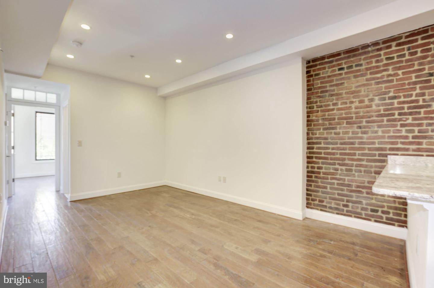 335 H St Ne Property Photo 5
