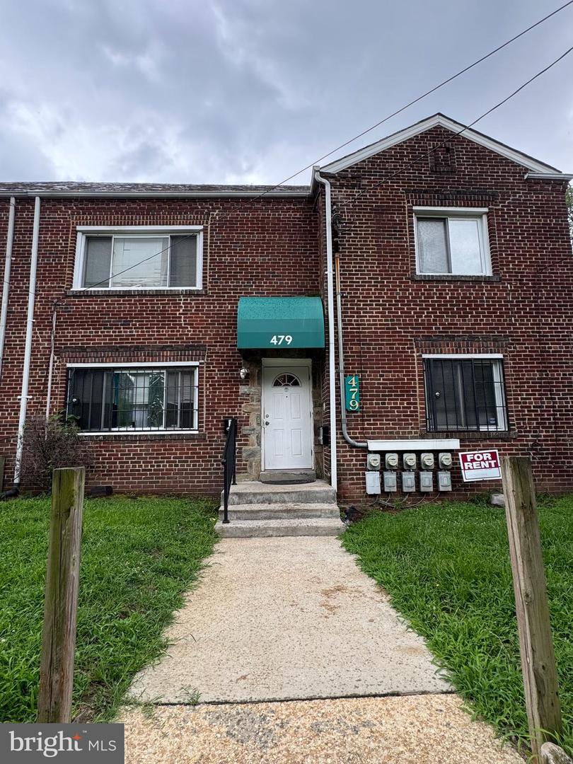 479 ORANGE ST SE #2 Property Photo 1