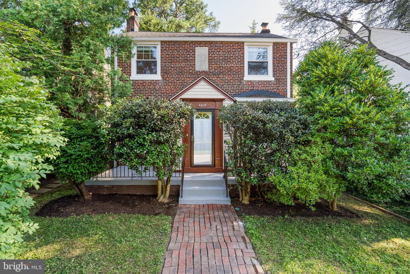 4542 Harrison St Nw Property Photo 1