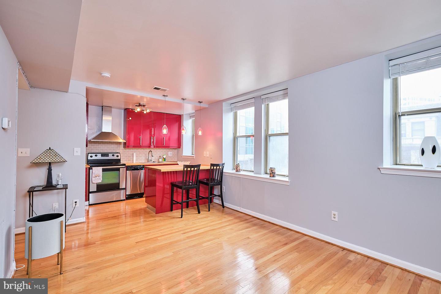 1920 S St Nw #303 Property Photo 1