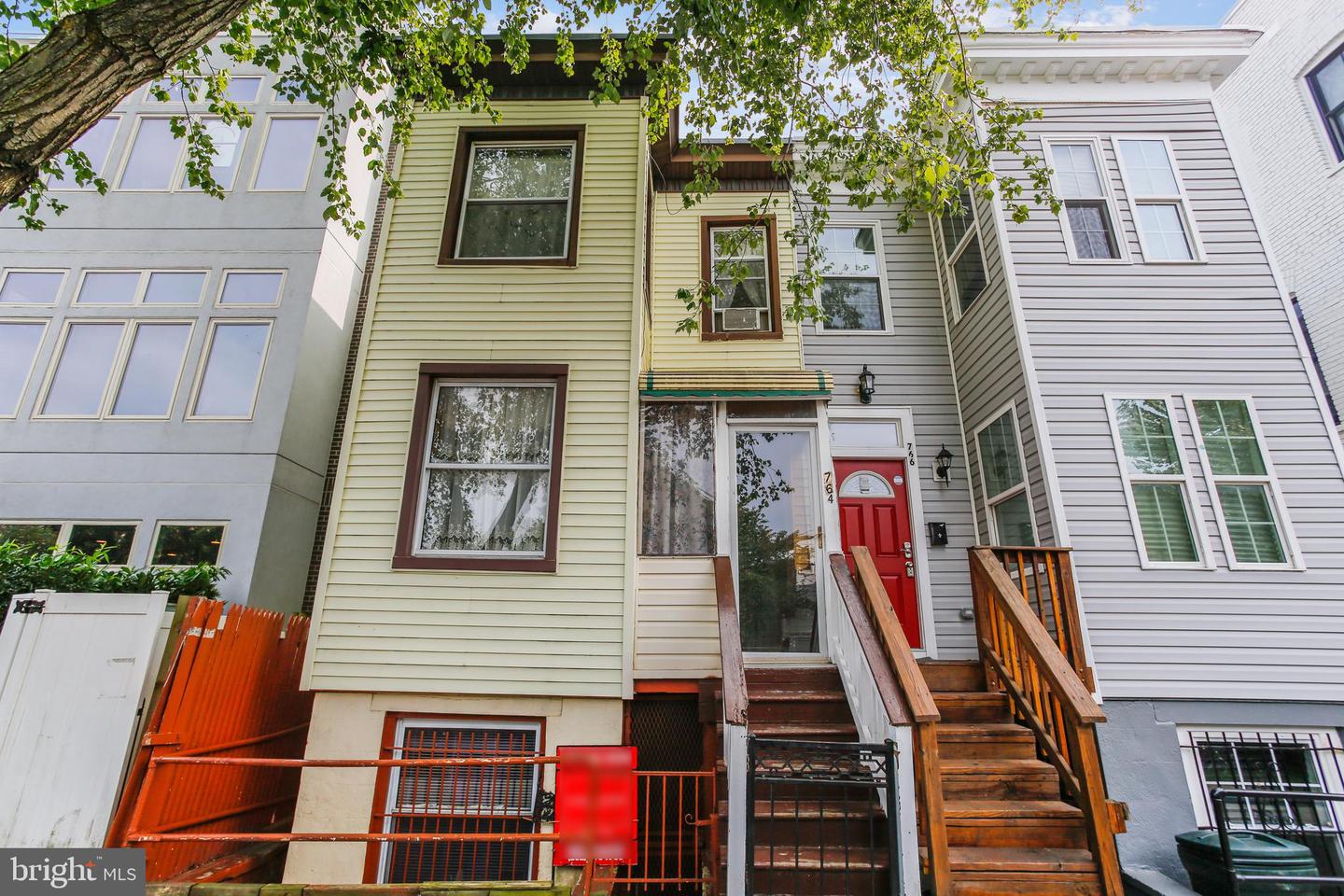 764 PARK RD NW Property Photo 1