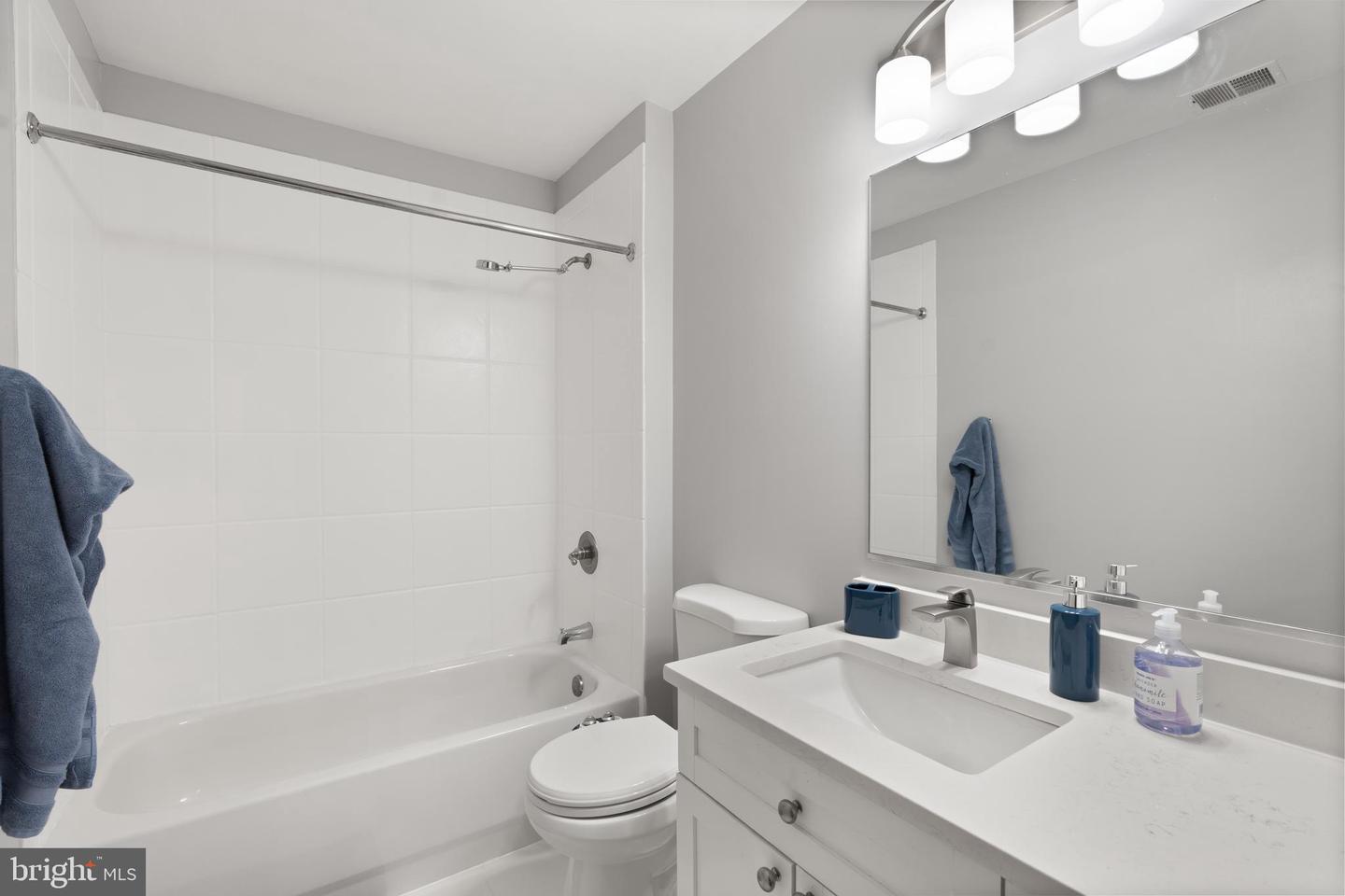 2120 Vermont Ave Nw #17 Property Photo 18