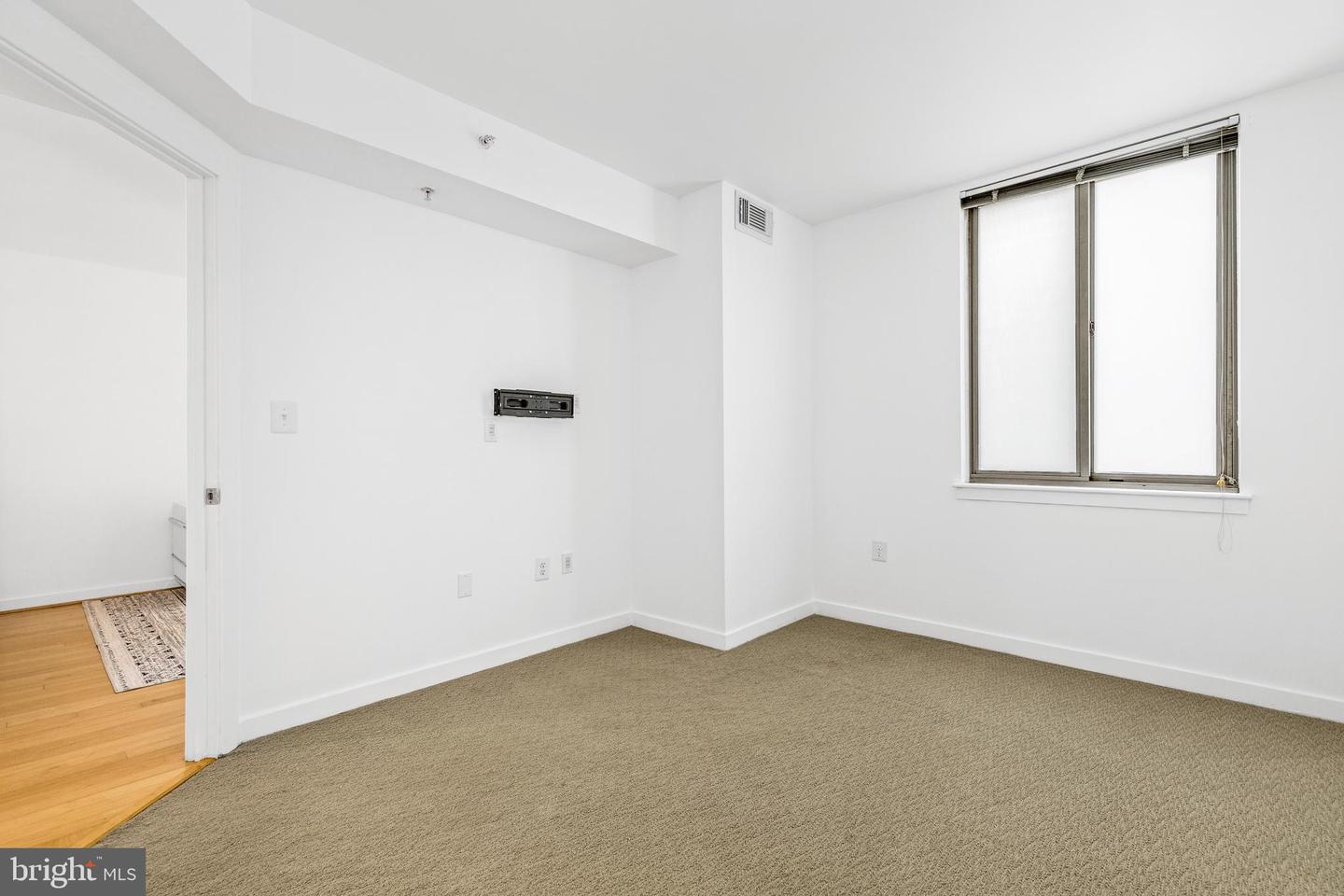 1000 New Jersey Ave Se #608 Property Photo 13
