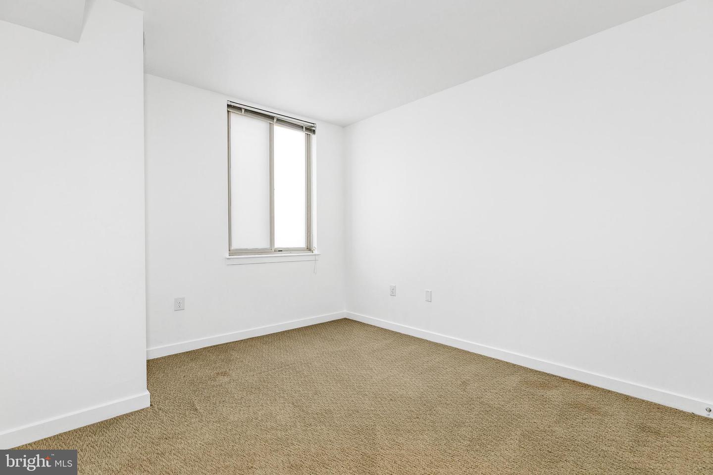 1000 New Jersey Ave Se #608 Property Photo 15