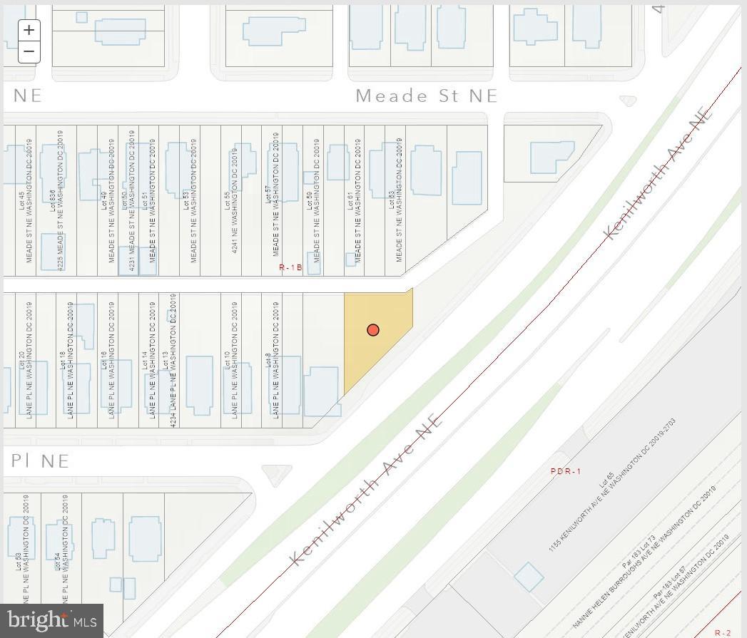 VACANT LOT 0829 KENILWORTH AVE NE Property Photo 1