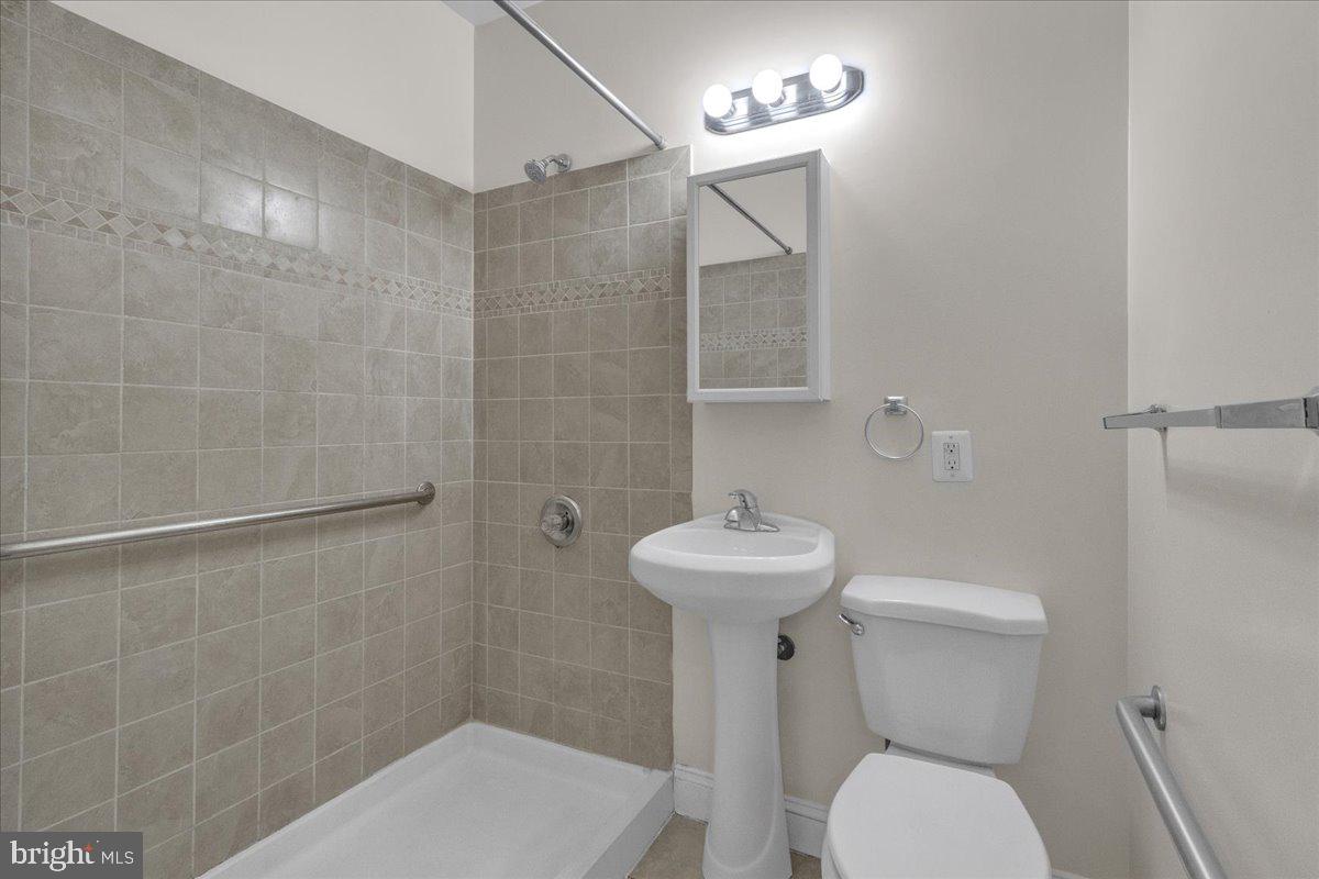 1707 Capitol Ave Ne #1 Property Photo 7