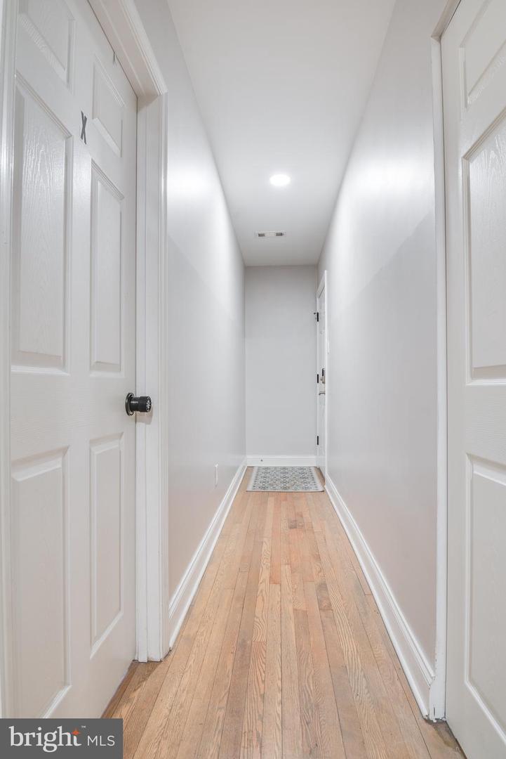 1255 Raum St Ne #1 Property Photo 18