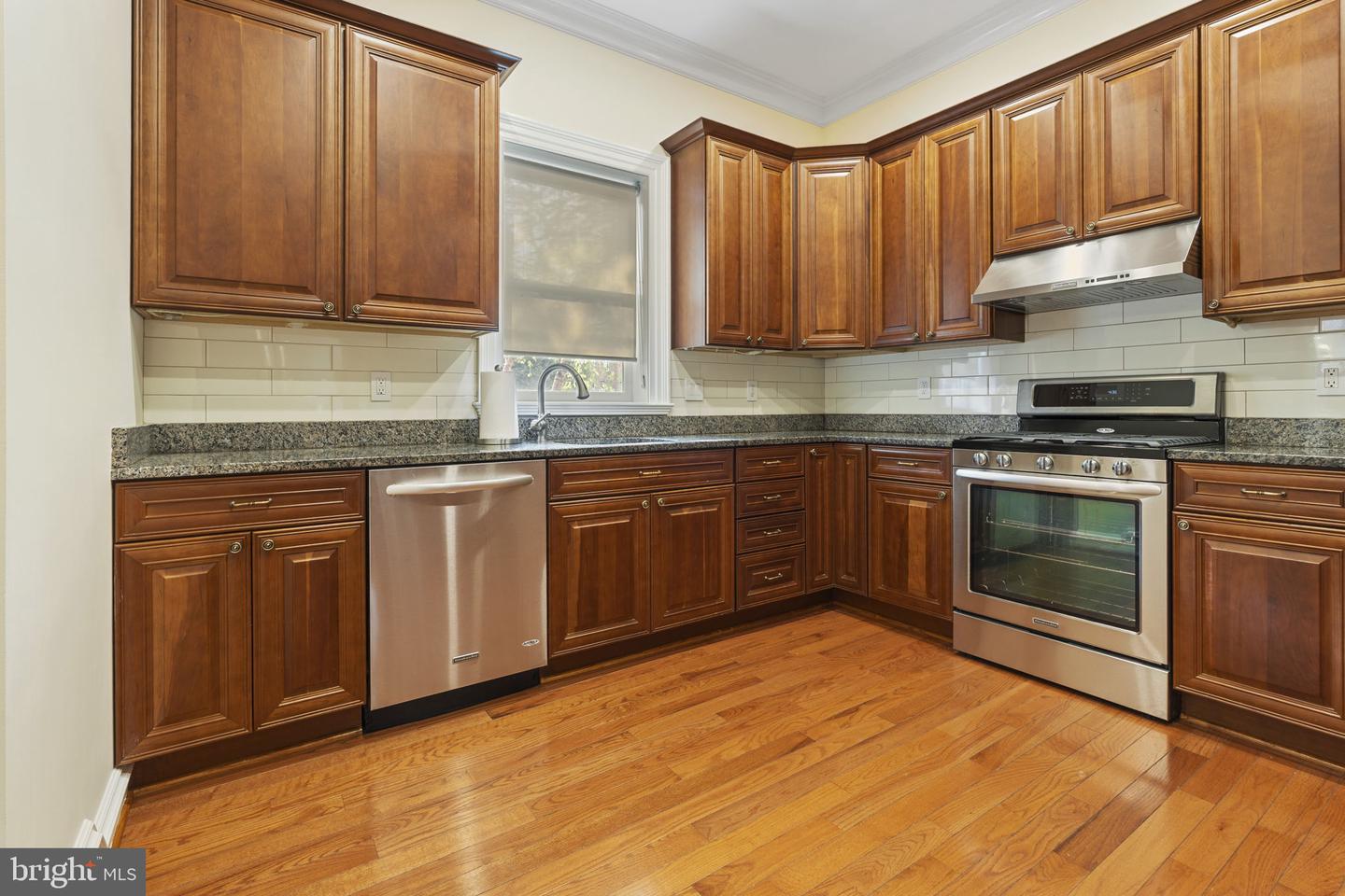 1819 10th St Nw #a Property Photo 7