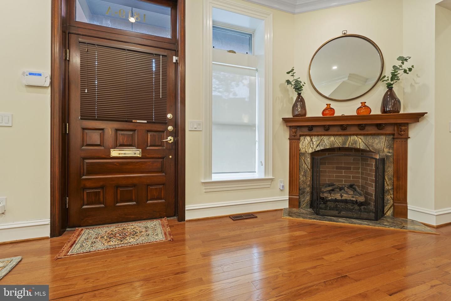 1819 10th St Nw #a Property Photo 9