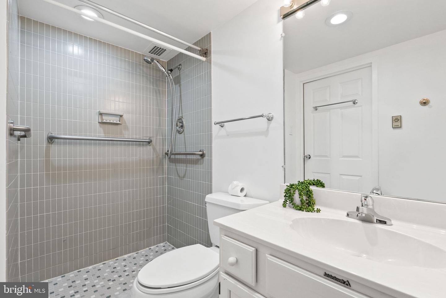 2500 Virginia Ave Nw #517-s Property Photo 29
