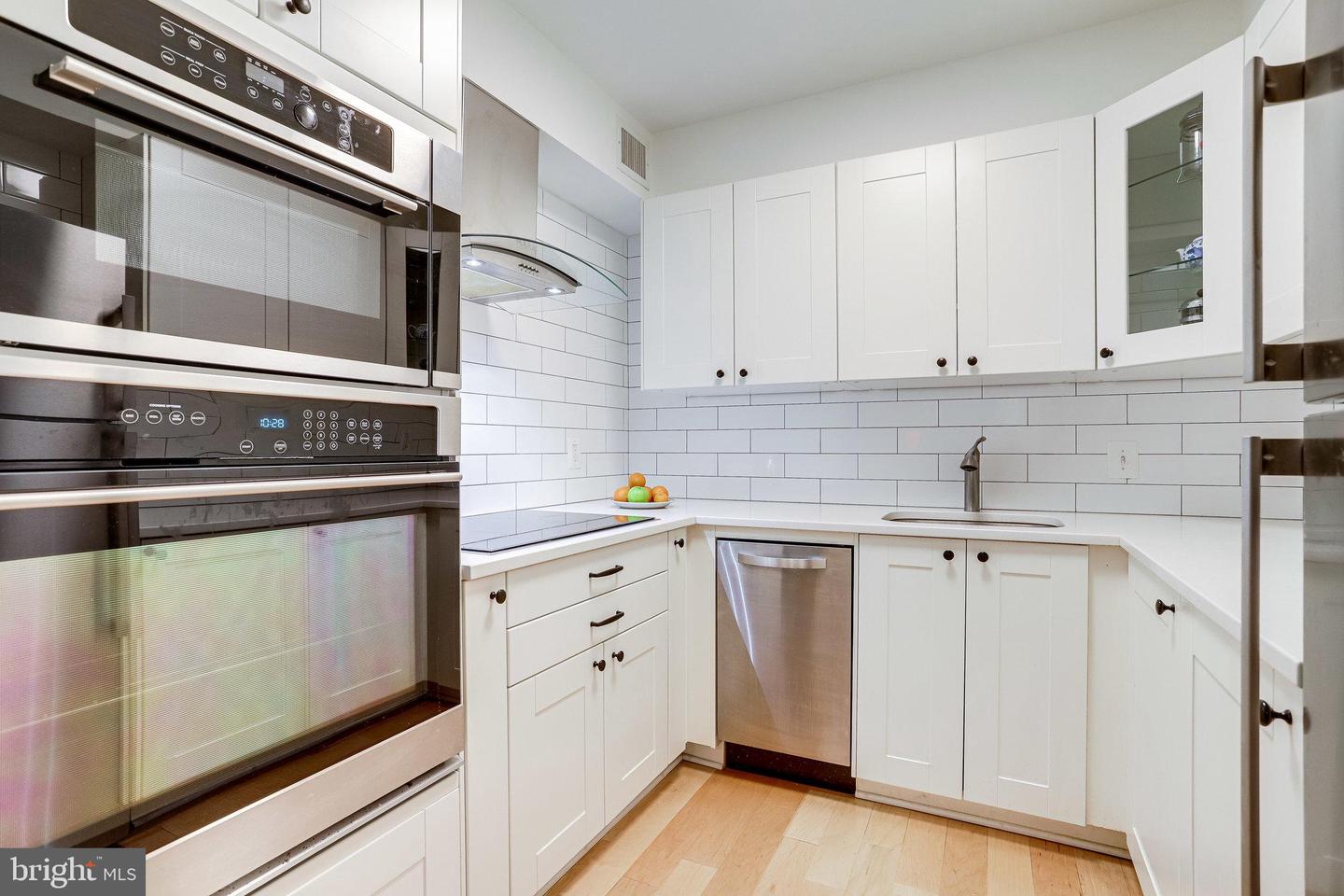 520 N St Sw #s318 Property Photo 10