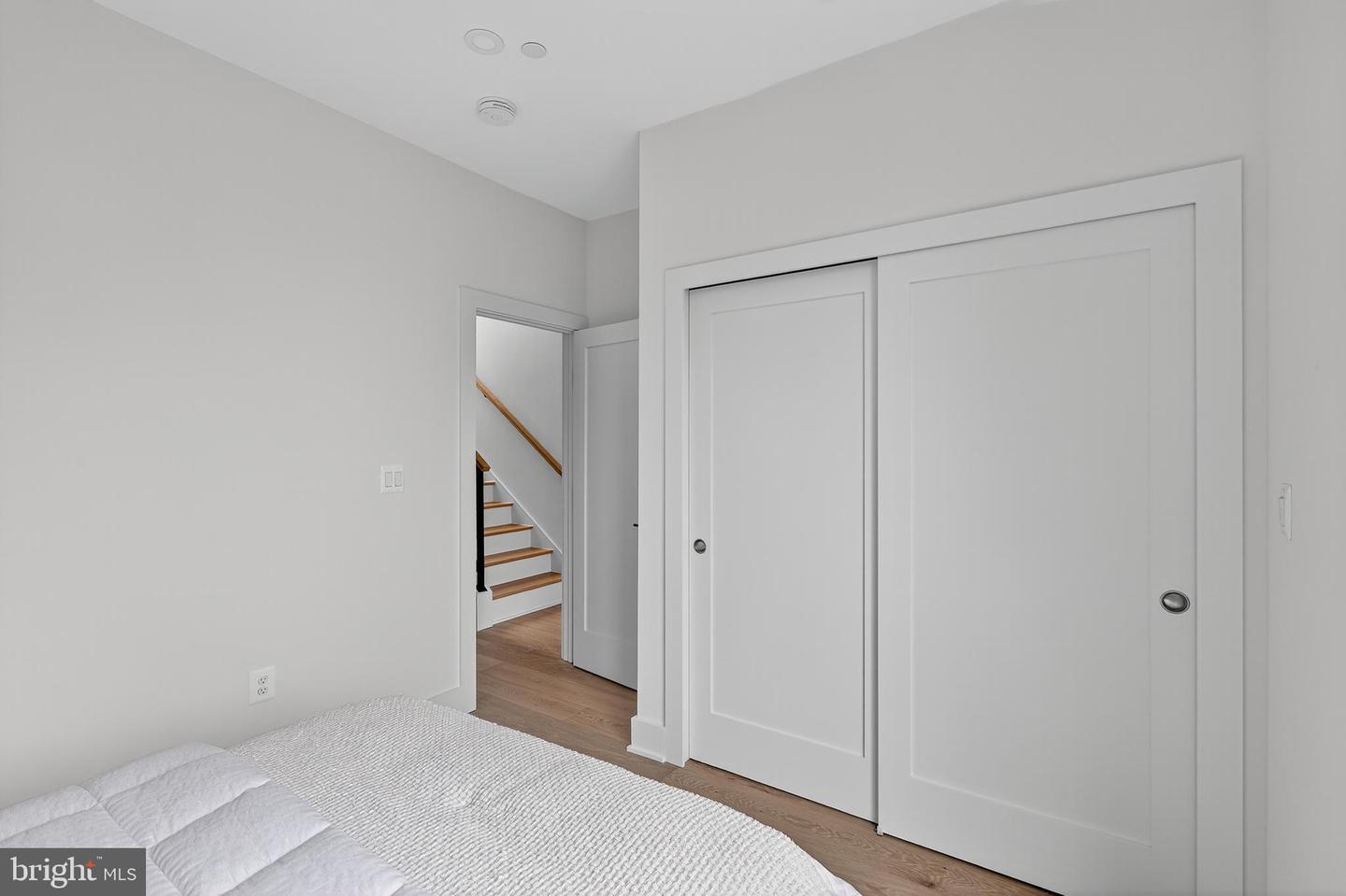 828 21st St Ne #3 Property Photo 16