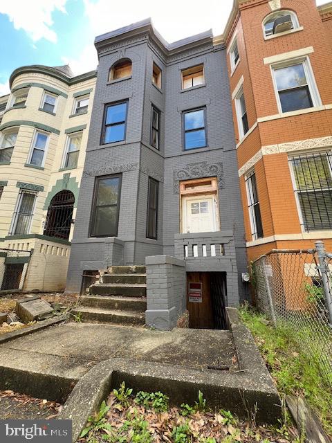 30 Rhode Island Ave Nw Property Photo 1