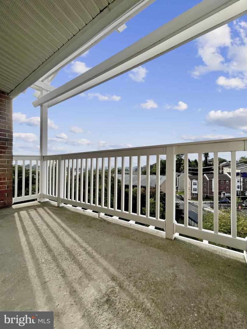 2607 Douglass Rd Se #402 Property Photo 7