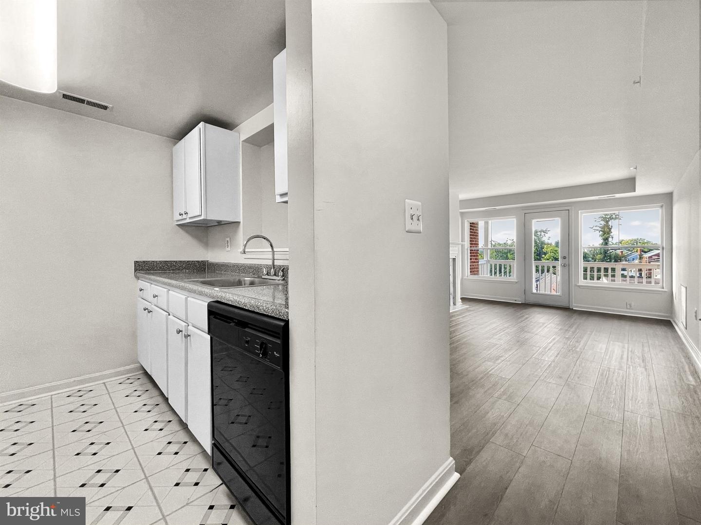 2607 Douglass Rd Se #402 Property Photo 12