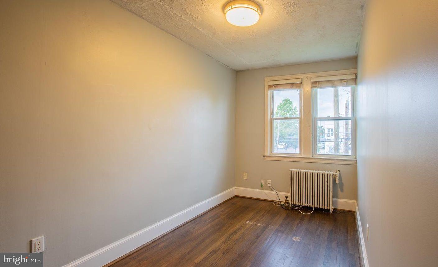5009 1st St Nw #4 Property Photo 5