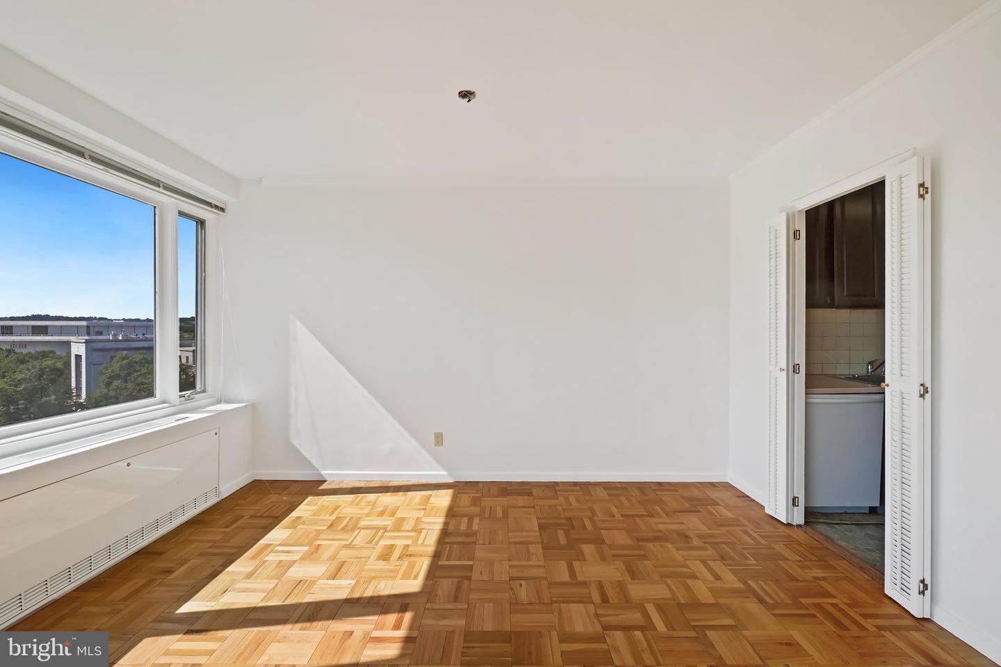 2475 Virginia Ave Nw #921 Property Photo 8