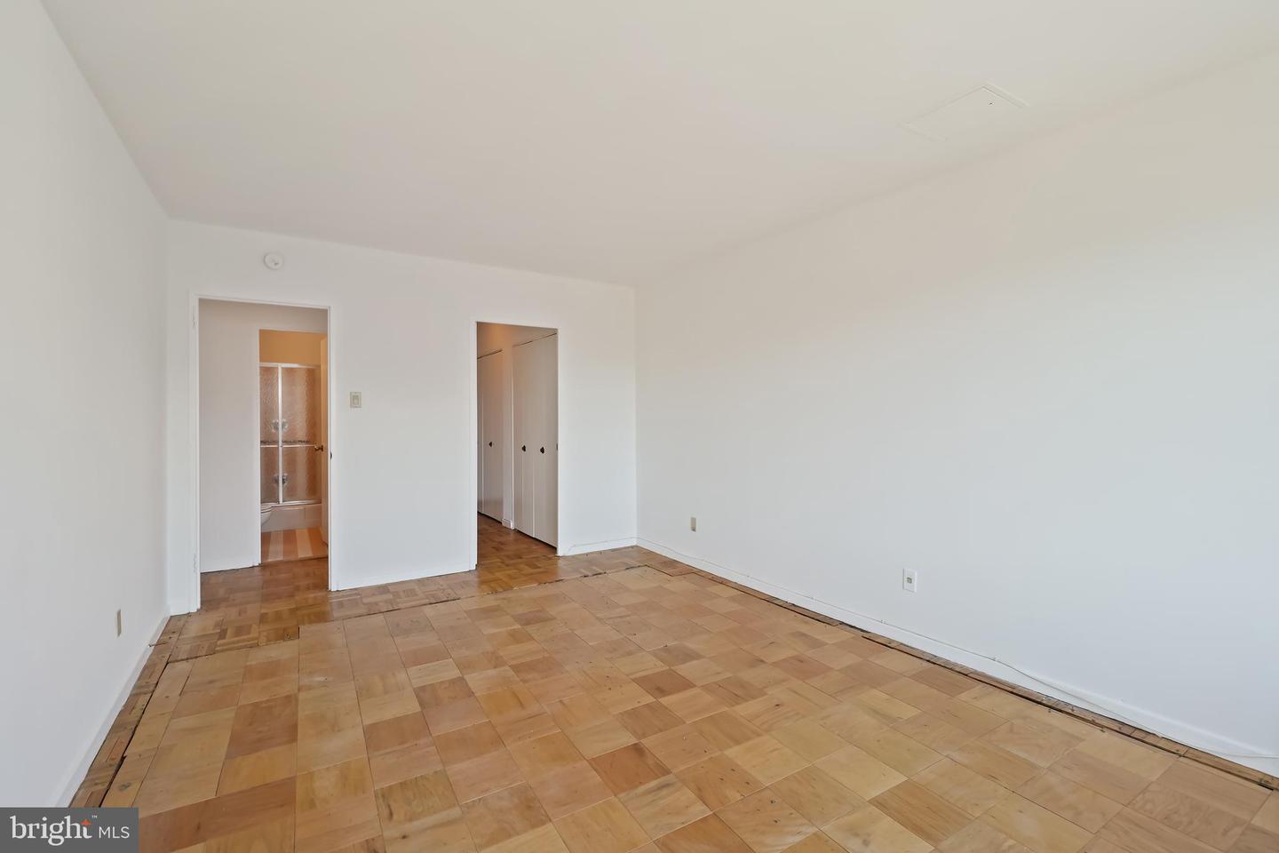 2475 Virginia Ave Nw #921 Property Photo 12
