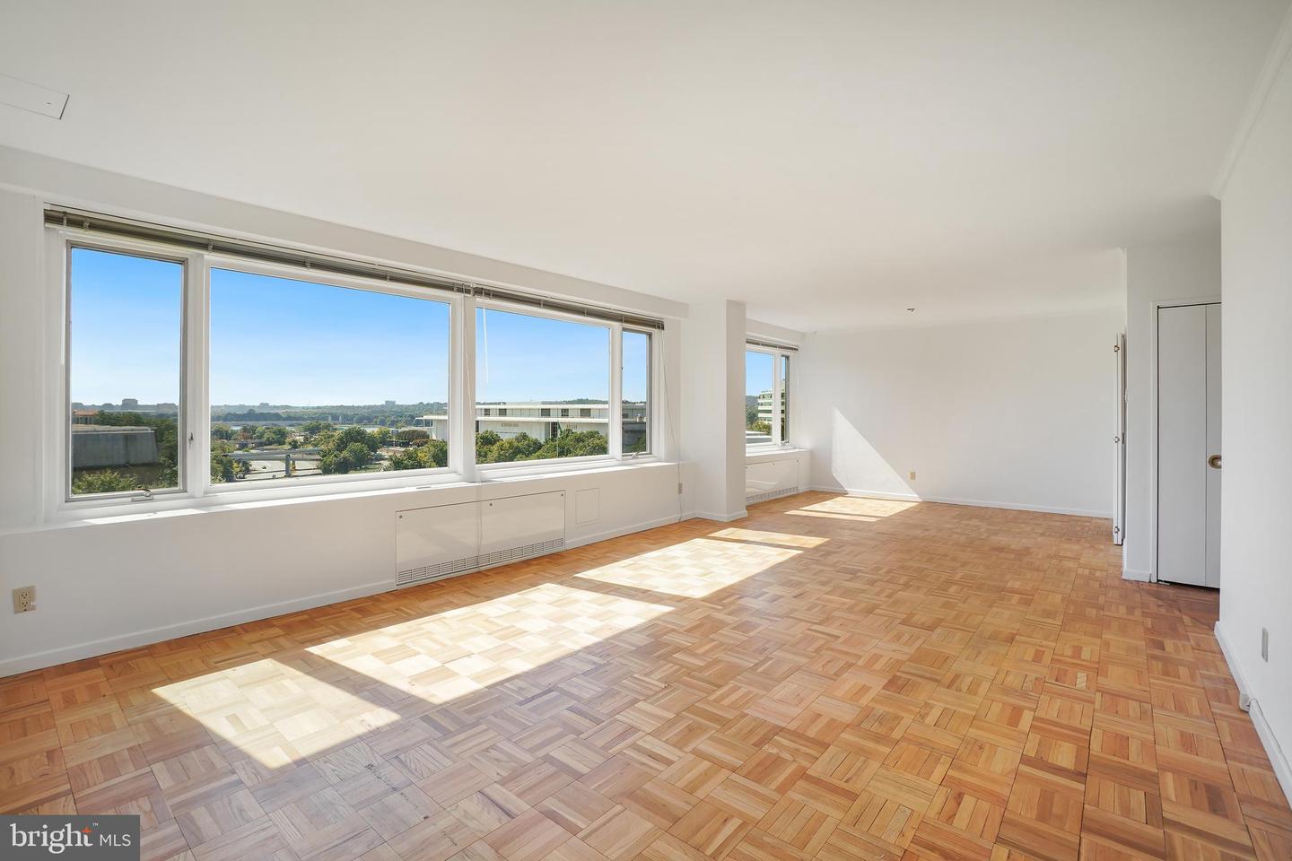2475 Virginia Ave Nw #921 Property Photo 15