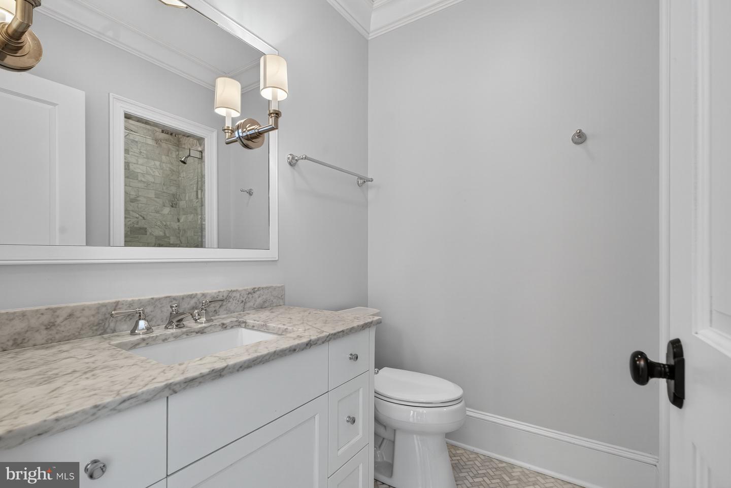 2107 Foxhall Rd Nw Property Photo 54