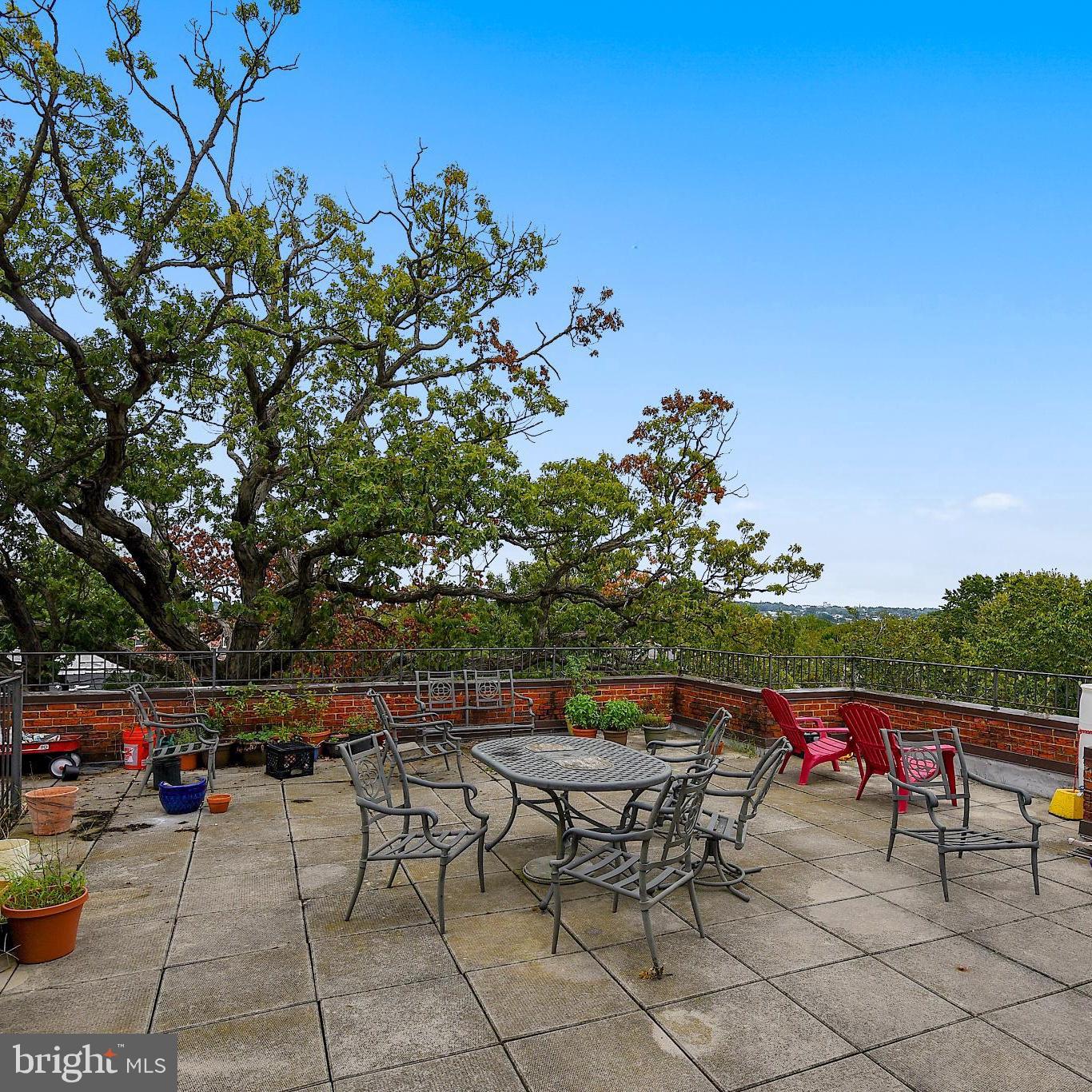 1365 Kennedy St Nw #209 Property Photo 1
