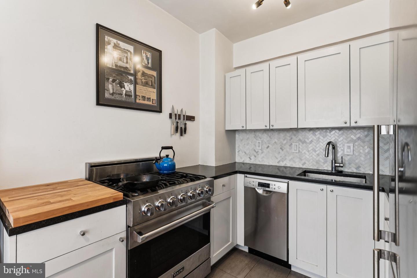 1365 Kennedy St Nw #209 Property Photo 5