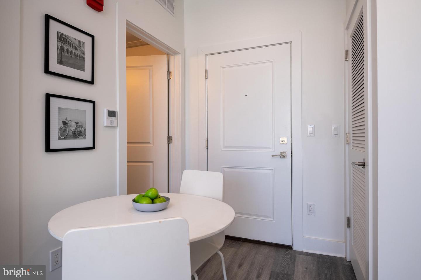 818 Bladensburg Rd Ne #207 Property Photo 5