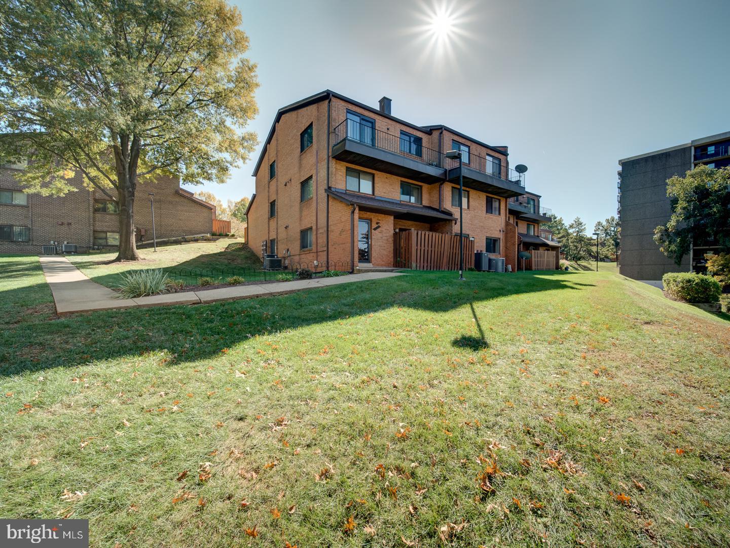 3459 SUMMIT CT NE #3459 Property Photo 1