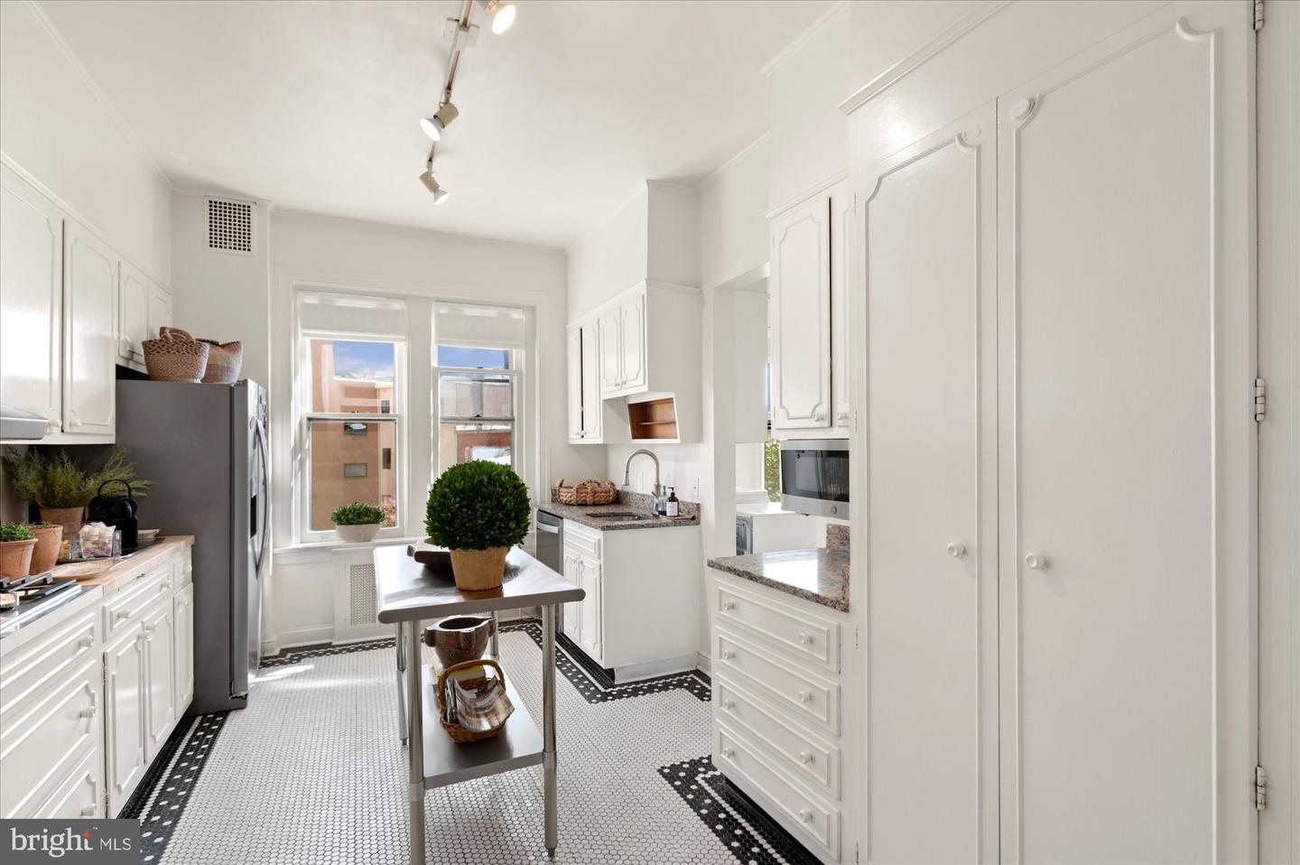 2029 Connecticut Ave Nw #42 Property Photo 4