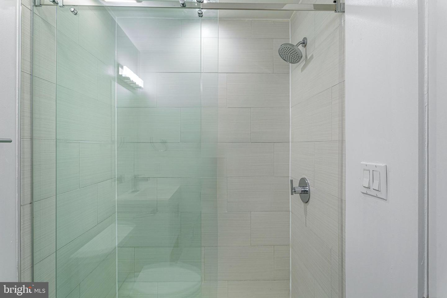 1219 K St Ne #202 Property Photo 7
