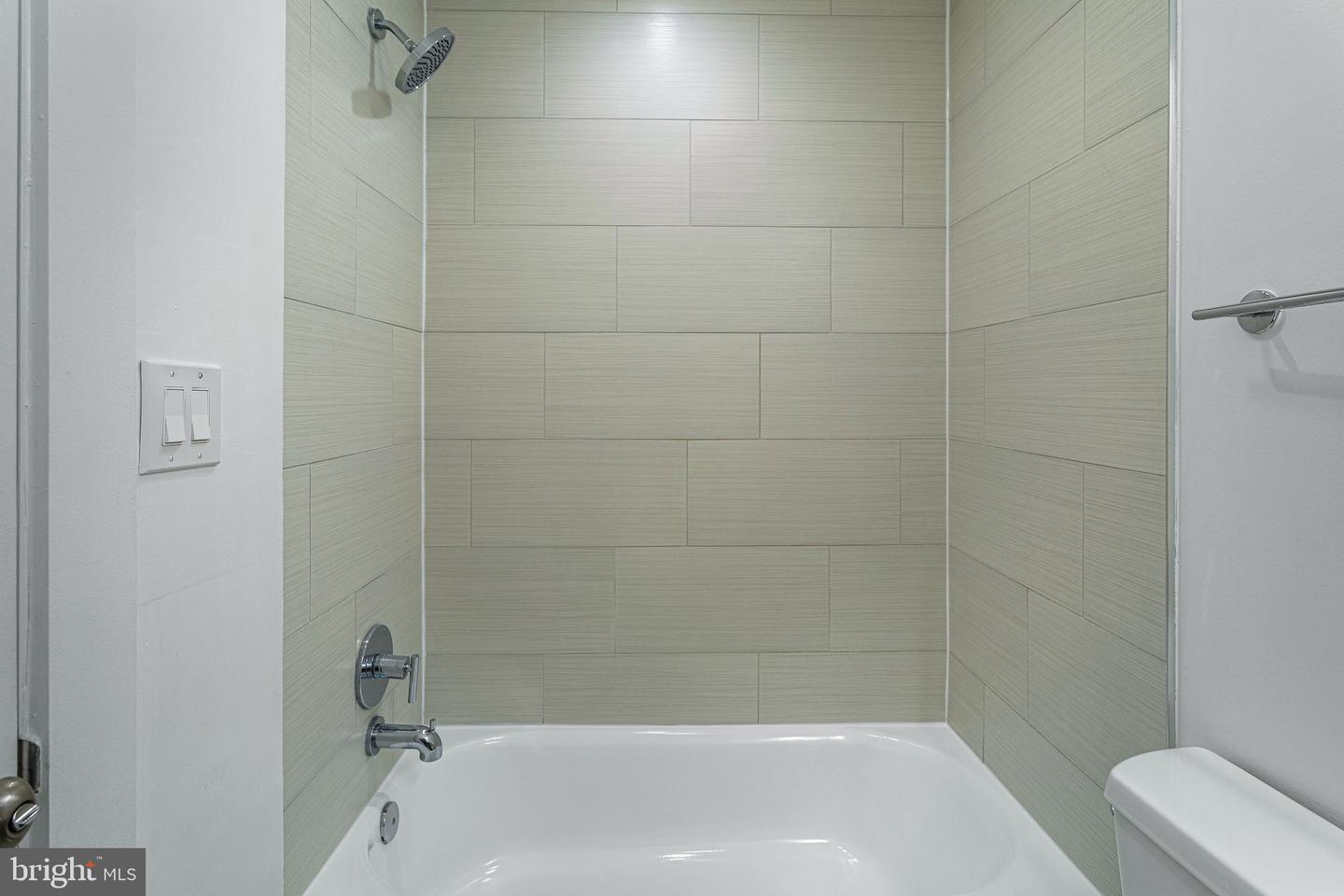 1219 K St Ne #202 Property Photo 10