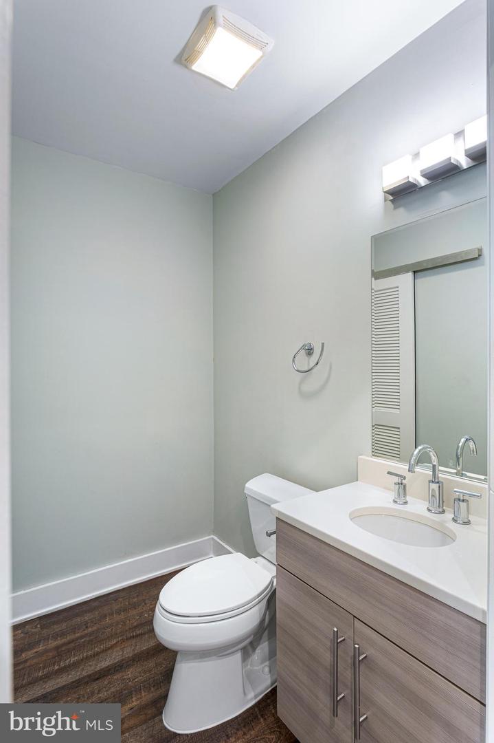 1219 K St Ne #203 Property Photo 4