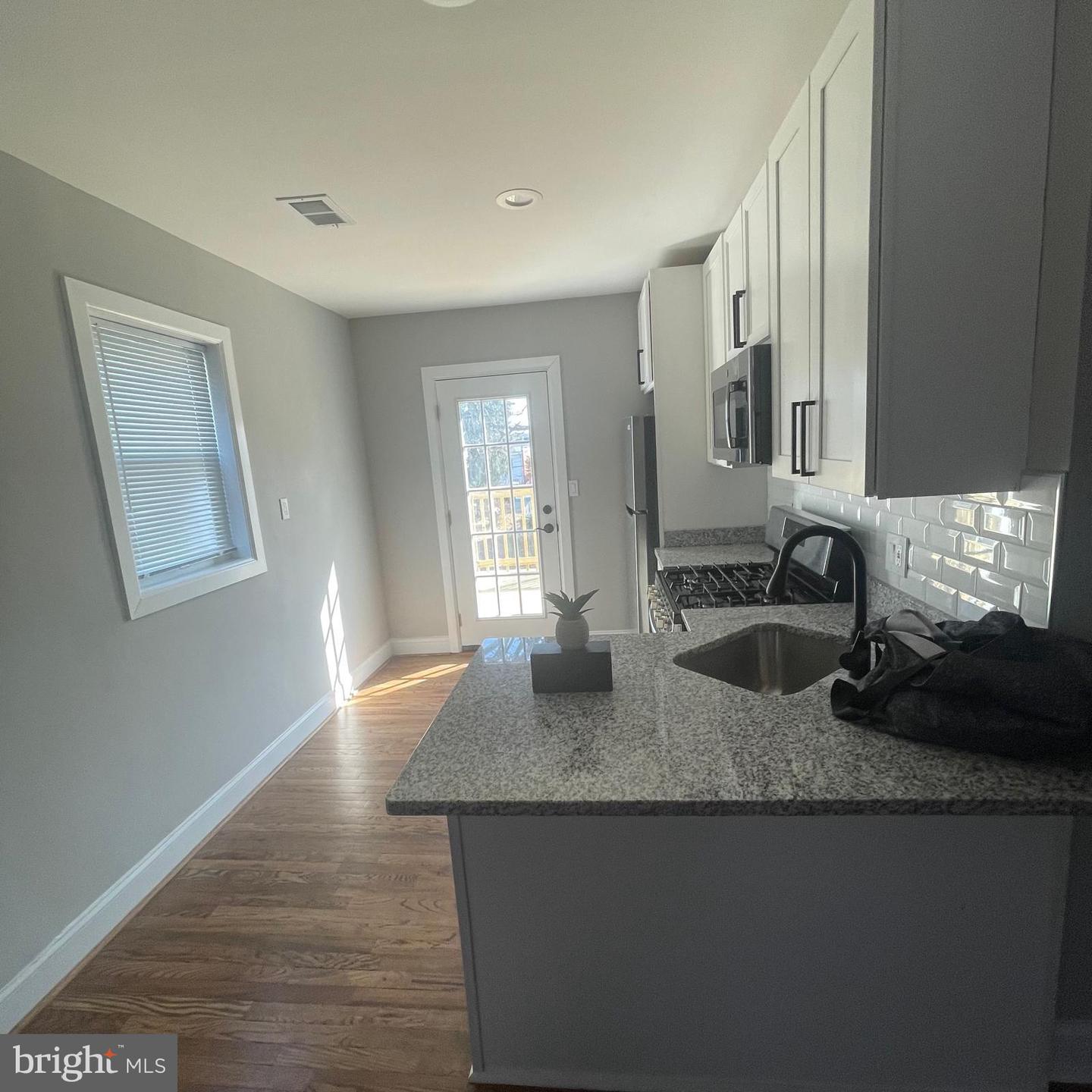 273 56th Pl Ne Property Photo 11
