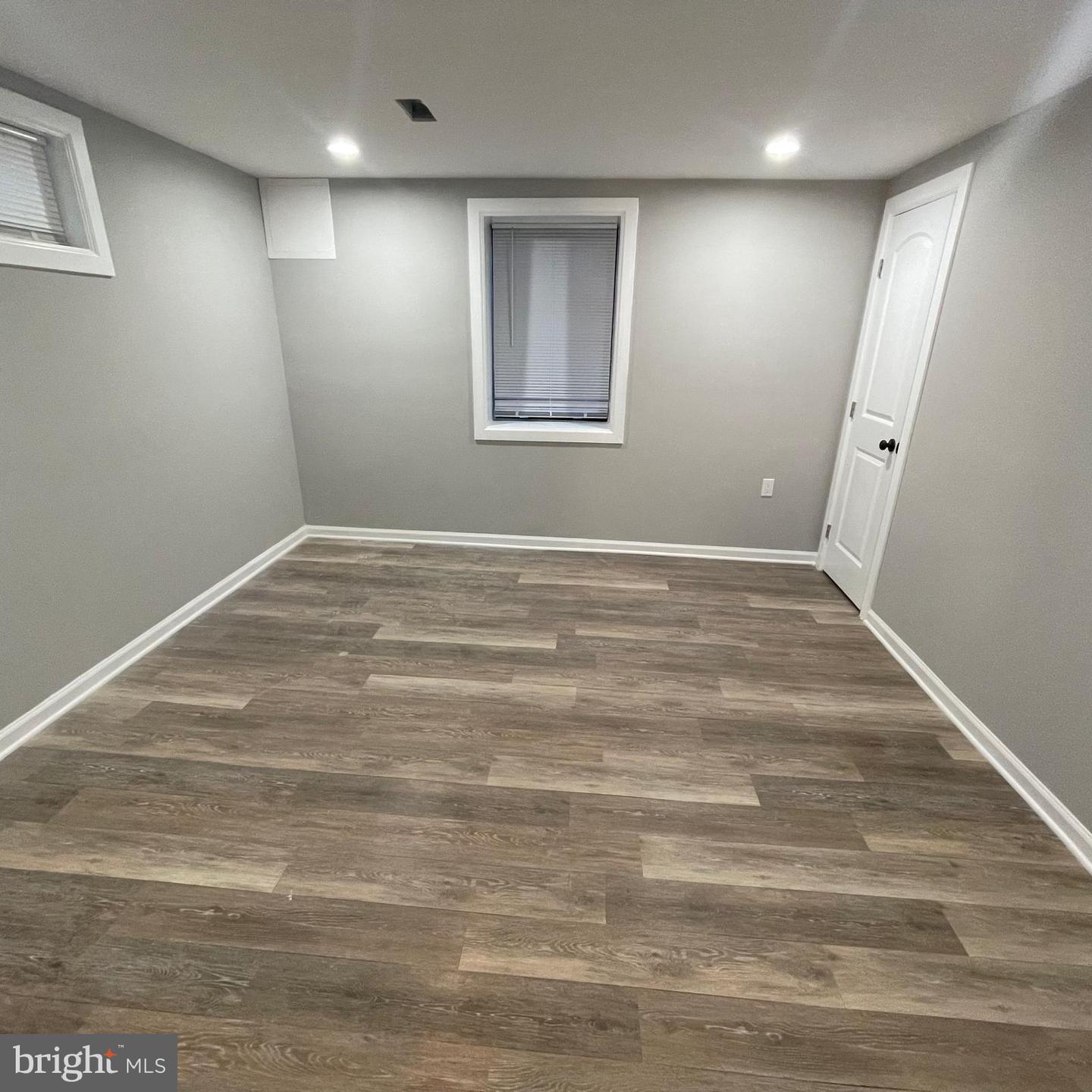 273 56th Pl Ne Property Photo 15
