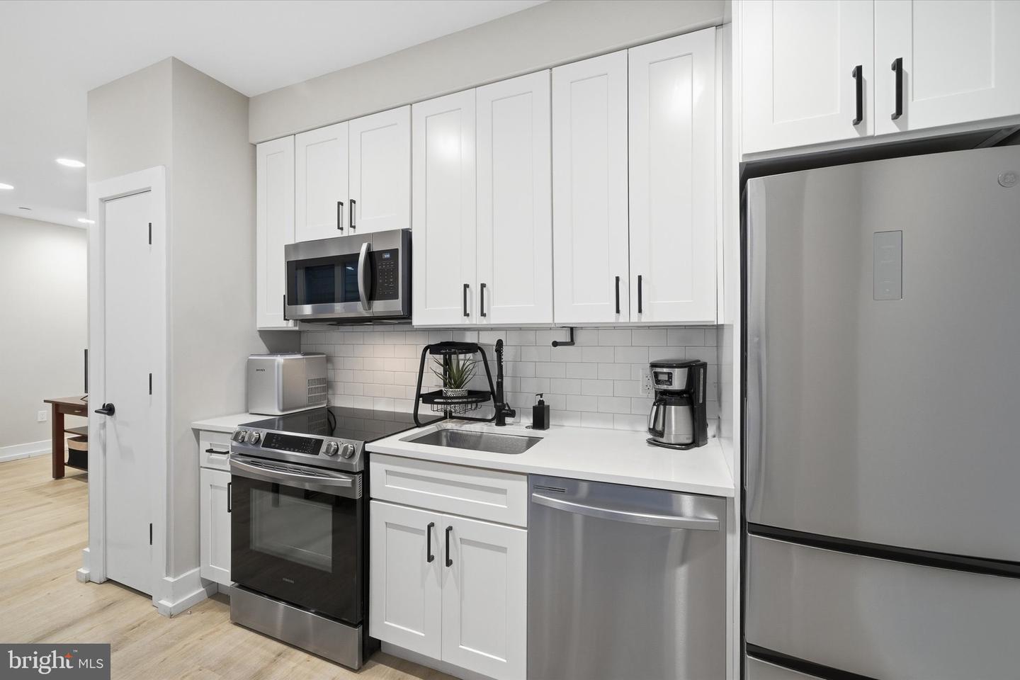 1016 17th Pl Ne #7 Property Photo 12